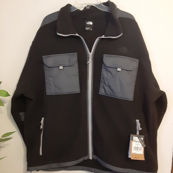 Men's The North Face (XXL) Navy Blue Fleece Long Sleeve Jacket w/Zipper Front.